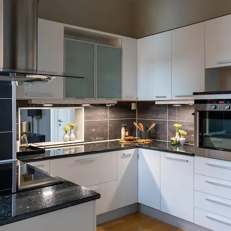 Enter - Historic Arctic Leilighet