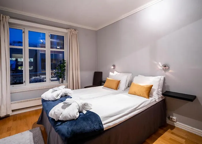 Enter - Historic Arctic Leilighet *