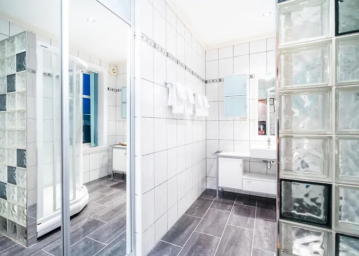 Enter - Historic Arctic Leilighet